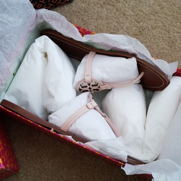 Tory Burch Gabriel Flat Thong / Ballet Pink - Picture 6 of 6